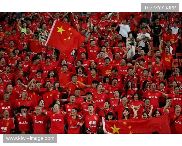 国足再度逆转取胜全场鏖战九十分钟展现顽强拼搏精神 国足再度逆转取胜全场鏖战九十分钟展现顽强拼搏精神