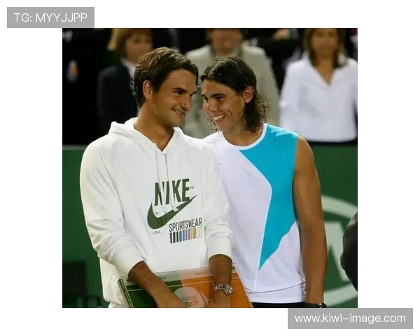 世界网球锦标赛激烈角逐 费德勒与纳达尔再度对决谁能登顶