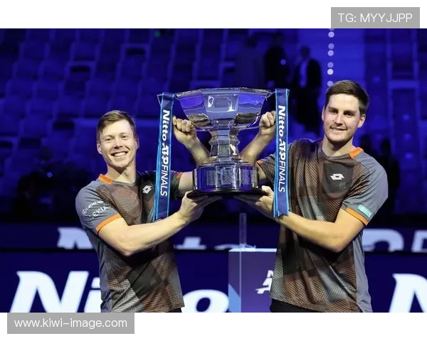 新一轮网球大师赛精彩开赛 世界顶级选手争夺年终总冠军荣耀 新一轮网球大师赛精彩开赛 世界顶级选手争夺年终总冠军荣耀