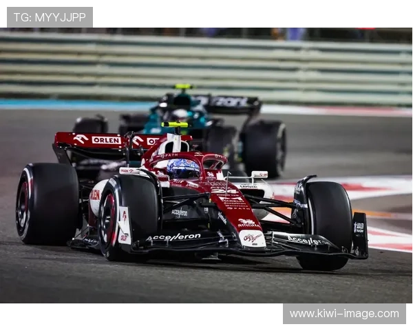 F1赛季精彩回顾 车队新动态与车手表现引关注 F1赛季精彩回顾 车队新动态与车手表现引关注