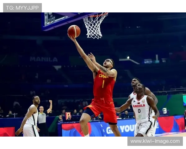 中国男篮逆转胜利冲击世界杯 强势表现背后的战术调整与团队协作