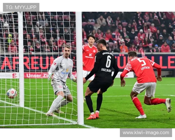 普鲁士门兴格拉德巴赫新赛季战略调整引发球迷高度关注德甲前景